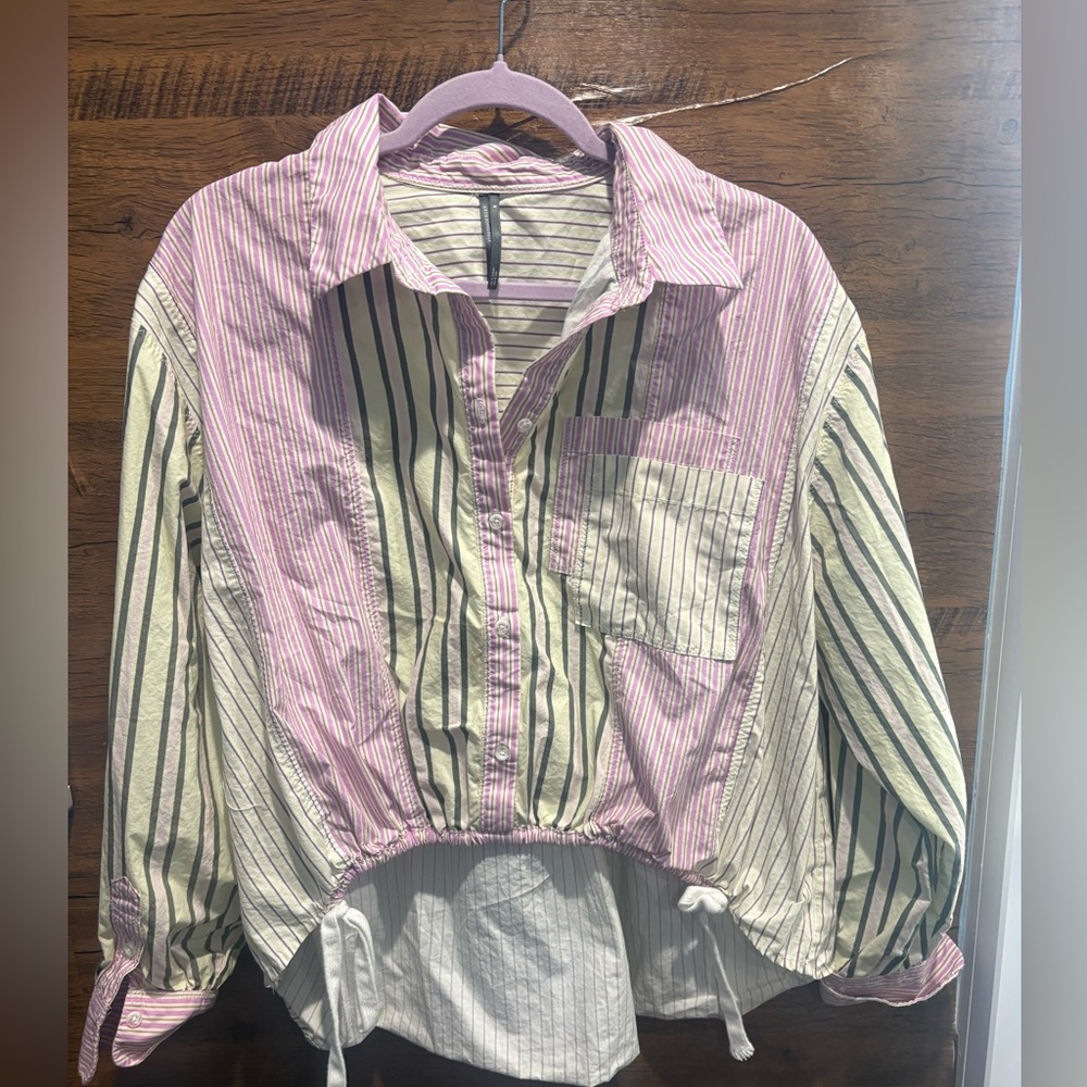 Anthropologie Striped Drawstring Button-Front Blouse. Size M (can fit up to XL) - Picture 5 of 10